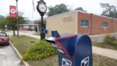 <b>McColl - 29570 - </b>McColl is just abut a mile from the North Carlina border on US15/401. Looks like they have just put up a nice new old looking clock right in front of the Post Office. Somebody must be going around the state trying to sell those clocks tot he city fathers, because a couple weeks ago one went up in downtown Aiken. (07/15/07) McColl - 29570