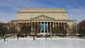<b>National Archives - </b>Image the stuff you could find inside this building. Image the dust bunnies. (03/03/05) National Archives