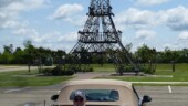 We make a stop in this town just to get a picture of this bit of Roadside America, but ended up getting the best hamburger we've ever had at a place called Burgerland. No fancy French cuisine for us. (5/14/14) Sneak Peek Photo 2B