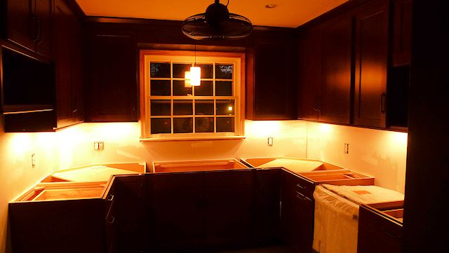 Under Cabinet Lights