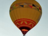 <b>Launch 10 - </b>Up, up and away, in my beautiful balloon... And I hope that silly song gets stuck in your head just like it has been in mine all day now. (09/09/07) Launch 10