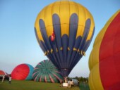 <b>Almost Ready - </b>This balloon is moments away from taking off. (09/09/07) Almost Ready