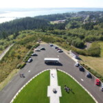 <b>Astoria Column 2 - </b>Looking down on the parking lot from the observation deck of the Astoria Column. (10/01/06) Astoria Column 2