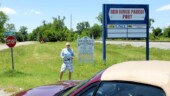 After taking pictures of the generic green rectangular signs for the last 2 challenges, when Red River Parish had one too, we vowed to find something a little more interesting. This one, while not that interesting it was all we could find on our route. (5/16/14) County - Red River