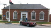 <b>Ware Shoals - 29692 - </b>My timing was right for this one. This series of Post Offices were shot on a Saturday morning so most of them had cars in the parking lot. This one did too, right before and right after I took this picture. (6/16/2007) Ware Shoals - 29692