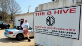 <b>Moss Distributors 03: </b>The B Hive is NO longer at 1003 Old Stone Church Road in Clemson, it is now at 7230 US-76, Pendleton, SC 29670. This is the first time we have visited a distributor on a work day, so we stopped in and chatted. The owner was a fun story teller. He mentioned that he was one of the first distributors to have their own website (http://thebhive.com/) and I believe it. The copyright on the page says 1996-2018 and it looks pretty much unchanged since 1996... (4/3/2018)